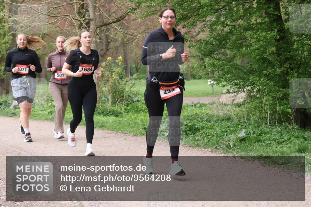 19.04.2026 - Hammer Lauf Lena Gebhardt http://msf.ph/oto/9564208 19.04.2026 10:17:32 Laufen 1071, 581, 1684, 255 meine-sportfotos.de