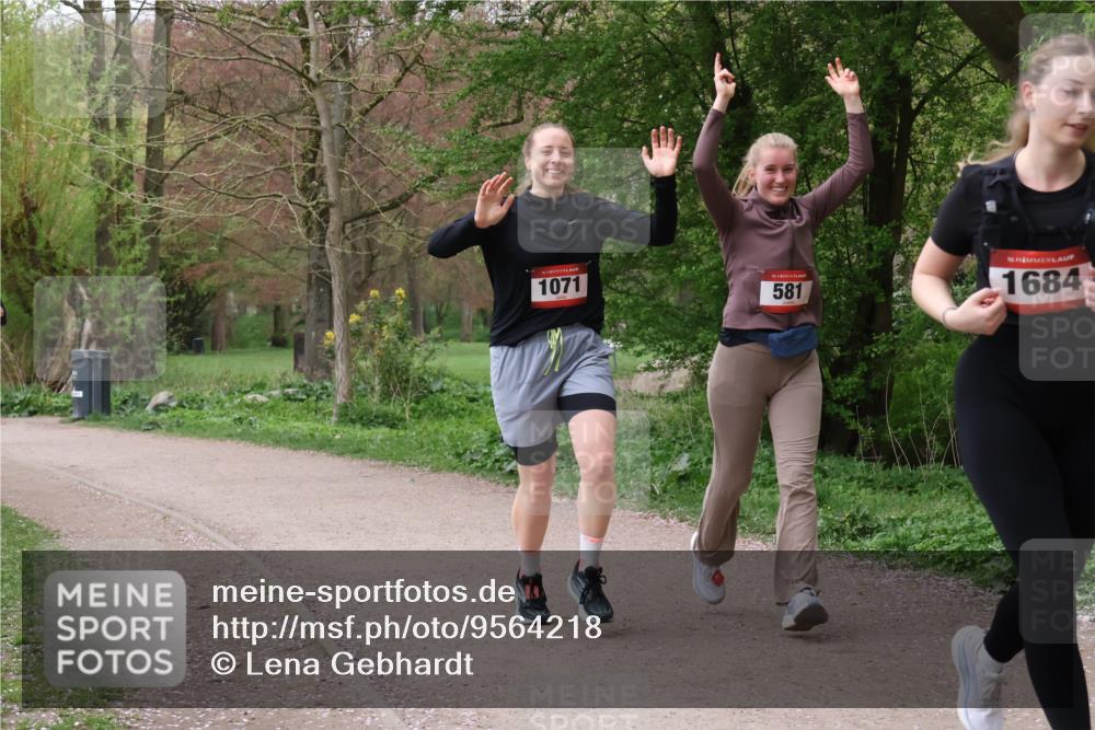 19.04.2026 - Hammer Lauf Lena Gebhardt http://msf.ph/oto/9564218 19.04.2026 10:17:35 Laufen 1071, 16, 581, 16, 1684 meine-sportfotos.de