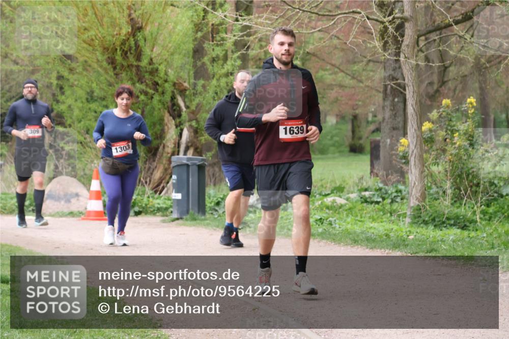 19.04.2026 - Hammer Lauf Lena Gebhardt http://msf.ph/oto/9564225 19.04.2026 10:17:39 Laufen 309, 1303, 1639 meine-sportfotos.de