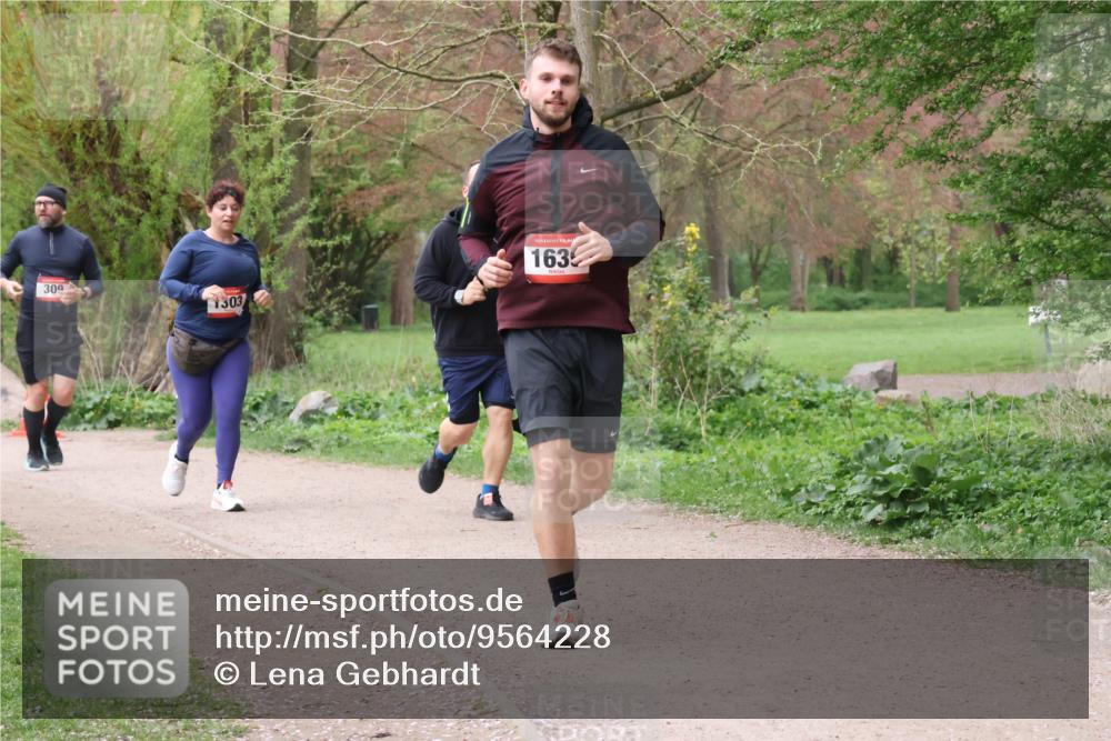 19.04.2026 - Hammer Lauf Lena Gebhardt http://msf.ph/oto/9564228 19.04.2026 10:17:40 Laufen 309, 1303, 16, 163 meine-sportfotos.de