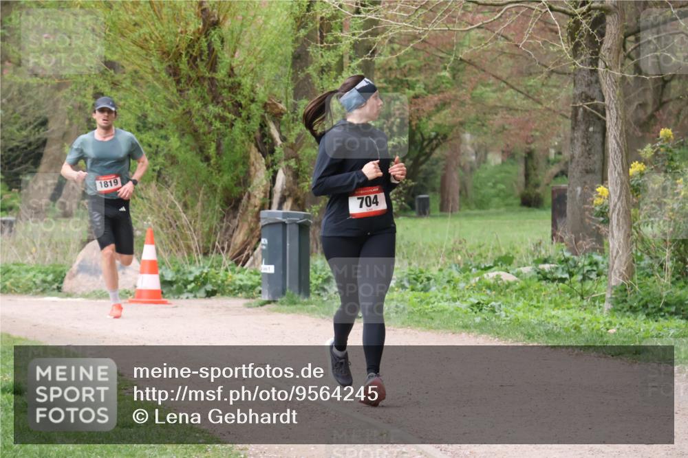 19.04.2026 - Hammer Lauf Lena Gebhardt http://msf.ph/oto/9564245 19.04.2026 10:17:49 Laufen 1819, 16, 704 meine-sportfotos.de