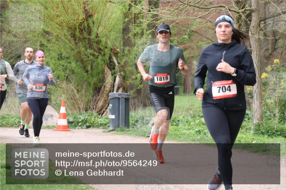 19.04.2026 - Hammer Lauf Lena Gebhardt http://msf.ph/oto/9564249 19.04.2026 10:17:51 Laufen 4, 836, 1819, 704 meine-sportfotos.de
