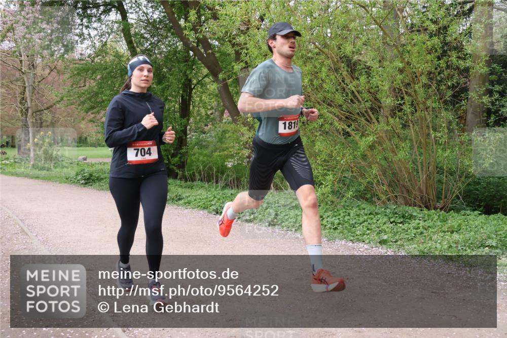 19.04.2026 - Hammer Lauf Lena Gebhardt http://msf.ph/oto/9564252 19.04.2026 10:17:54 Laufen 16, 704, 1819 meine-sportfotos.de
