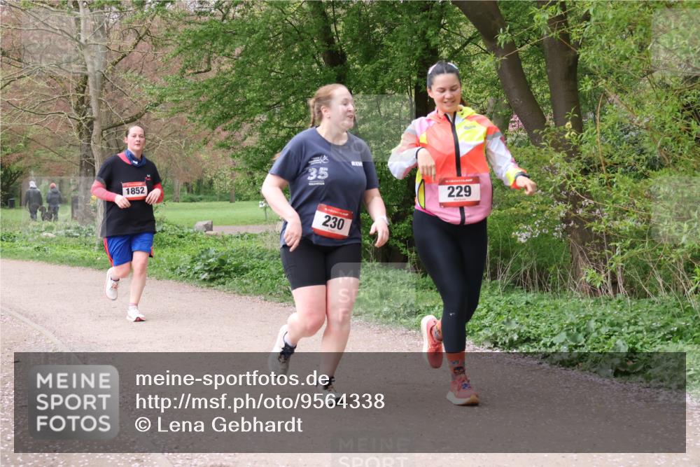 19.04.2026 - Hammer Lauf Lena Gebhardt http://msf.ph/oto/9564338 19.04.2026 10:19:24 Laufen 1852, 35, 230, 16, 229 meine-sportfotos.de