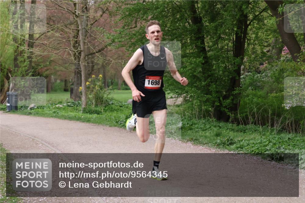 19.04.2026 - Hammer Lauf Lena Gebhardt http://msf.ph/oto/9564345 19.04.2026 10:19:32 Laufen 16, 1698 meine-sportfotos.de