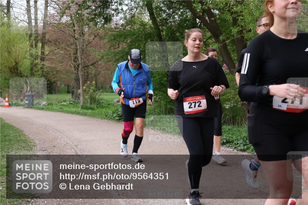 19.04.2026 - Hammer Lauf Lena Gebhardt http://msf.ph/oto/9564351 19.04.2026 10:19:43 Laufen 119, 16, 272, 98 meine-sportfotos.de