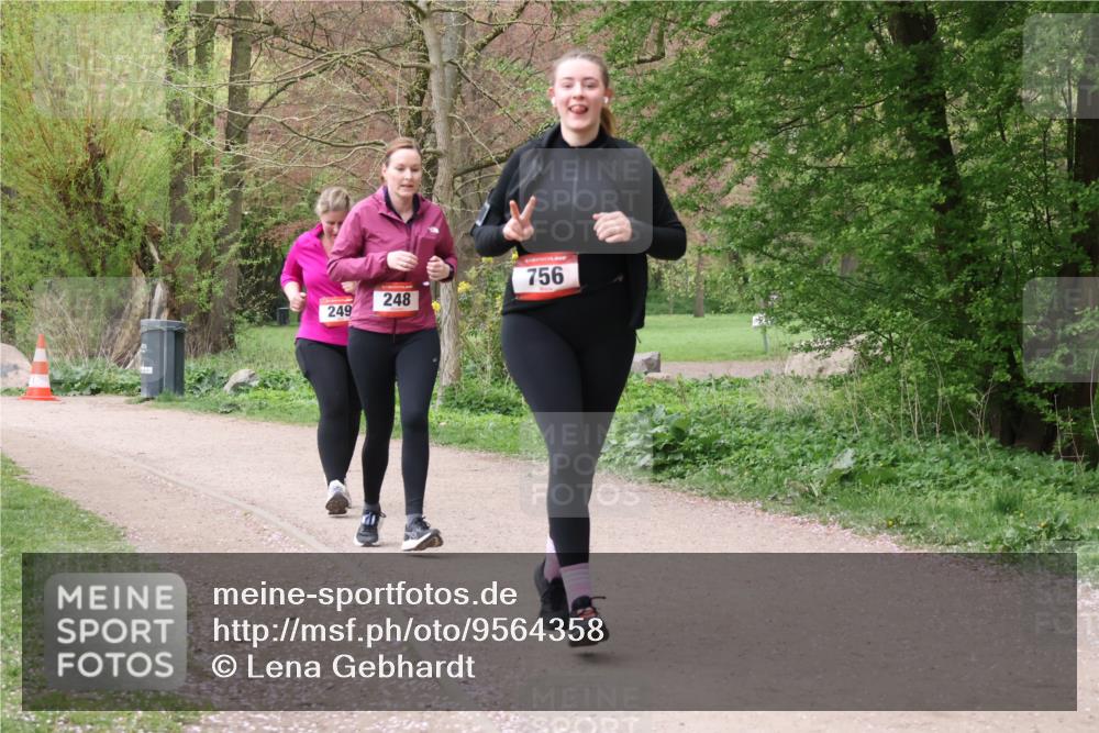19.04.2026 - Hammer Lauf Lena Gebhardt http://msf.ph/oto/9564358 19.04.2026 10:19:56 Laufen 248, 249, 756 meine-sportfotos.de
