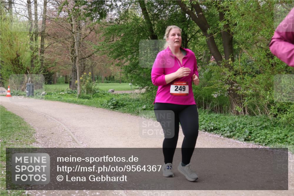 19.04.2026 - Hammer Lauf Lena Gebhardt http://msf.ph/oto/9564367 19.04.2026 10:20:00 Laufen 16, 249 meine-sportfotos.de