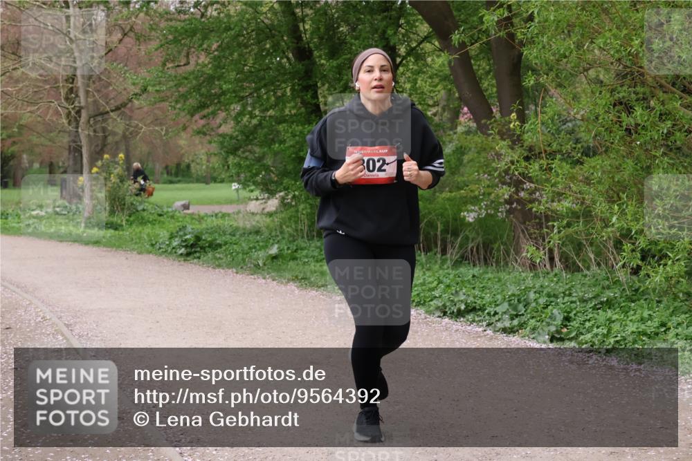 19.04.2026 - Hammer Lauf Lena Gebhardt http://msf.ph/oto/9564392 19.04.2026 10:20:43 Laufen 16, 302 meine-sportfotos.de