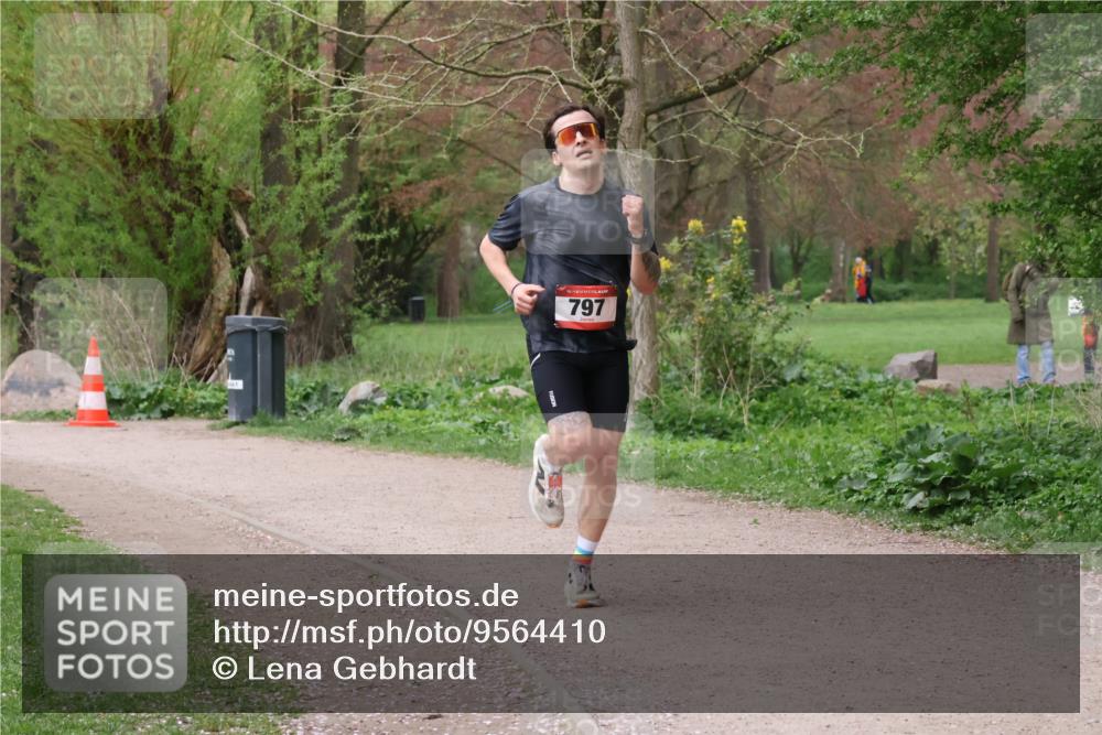 19.04.2026 - Hammer Lauf Lena Gebhardt http://msf.ph/oto/9564410 19.04.2026 10:21:06 Laufen 16, 797 meine-sportfotos.de