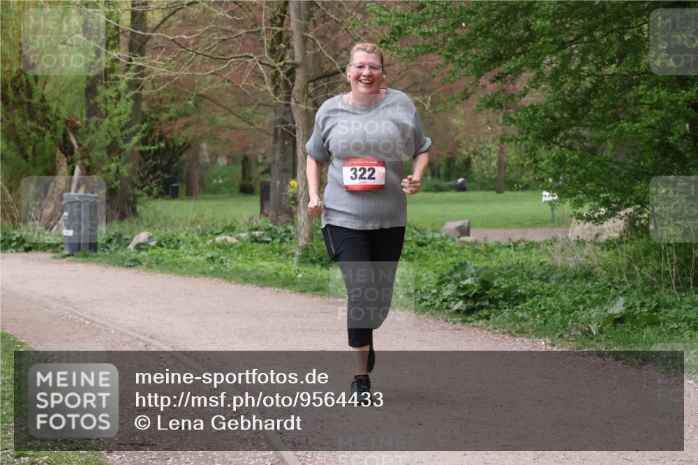 19.04.2026 - Hammer Lauf Lena Gebhardt http://msf.ph/oto/9564433 19.04.2026 10:21:52 Laufen 322 meine-sportfotos.de