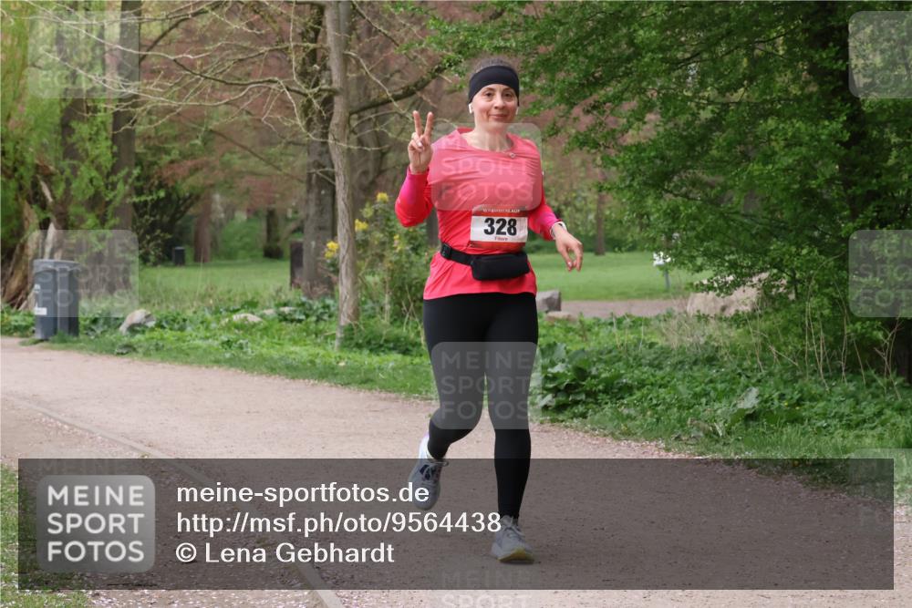 19.04.2026 - Hammer Lauf Lena Gebhardt http://msf.ph/oto/9564438 19.04.2026 10:22:01 Laufen 16, 328 meine-sportfotos.de