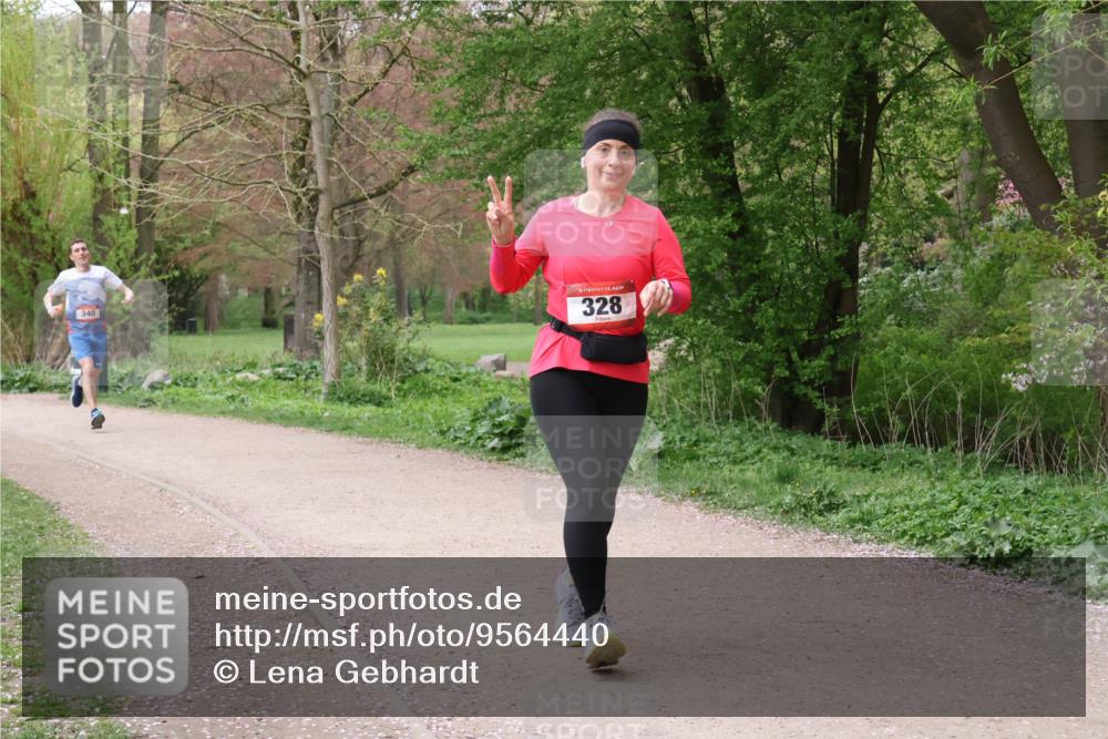 19.04.2026 - Hammer Lauf Lena Gebhardt http://msf.ph/oto/9564440 19.04.2026 10:22:02 Laufen 340, 16, 328 meine-sportfotos.de