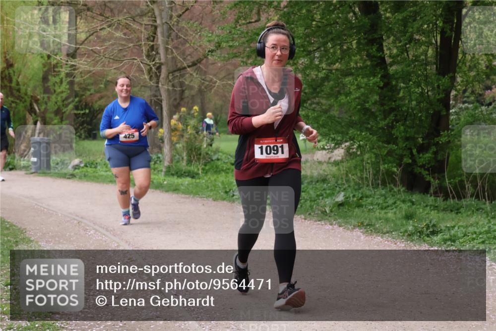 19.04.2026 - Hammer Lauf Lena Gebhardt http://msf.ph/oto/9564471 19.04.2026 10:22:32 Laufen 425, 16, 1091 meine-sportfotos.de