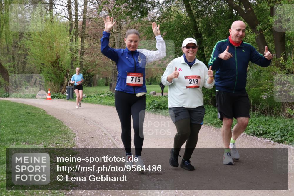 19.04.2026 - Hammer Lauf Lena Gebhardt http://msf.ph/oto/9564486 19.04.2026 10:22:41 Laufen 16, 715, 219 meine-sportfotos.de