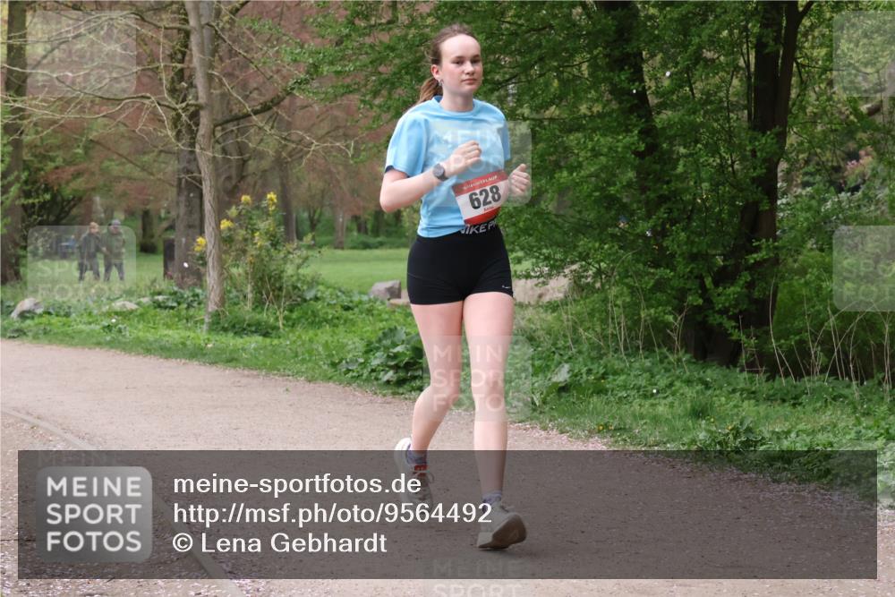 19.04.2026 - Hammer Lauf Lena Gebhardt http://msf.ph/oto/9564492 19.04.2026 10:22:46 Laufen 16, 628 meine-sportfotos.de