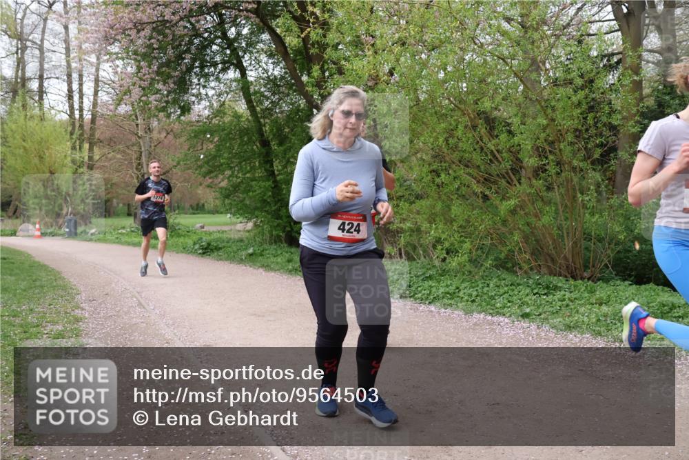 19.04.2026 - Hammer Lauf Lena Gebhardt http://msf.ph/oto/9564503 19.04.2026 10:23:19 Laufen 1274, 16, 424 meine-sportfotos.de