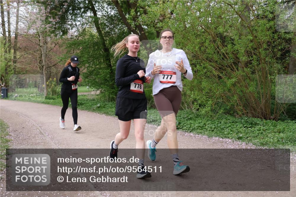19.04.2026 - Hammer Lauf Lena Gebhardt http://msf.ph/oto/9564511 19.04.2026 10:23:42 Laufen 11, 778, 16, 777 meine-sportfotos.de