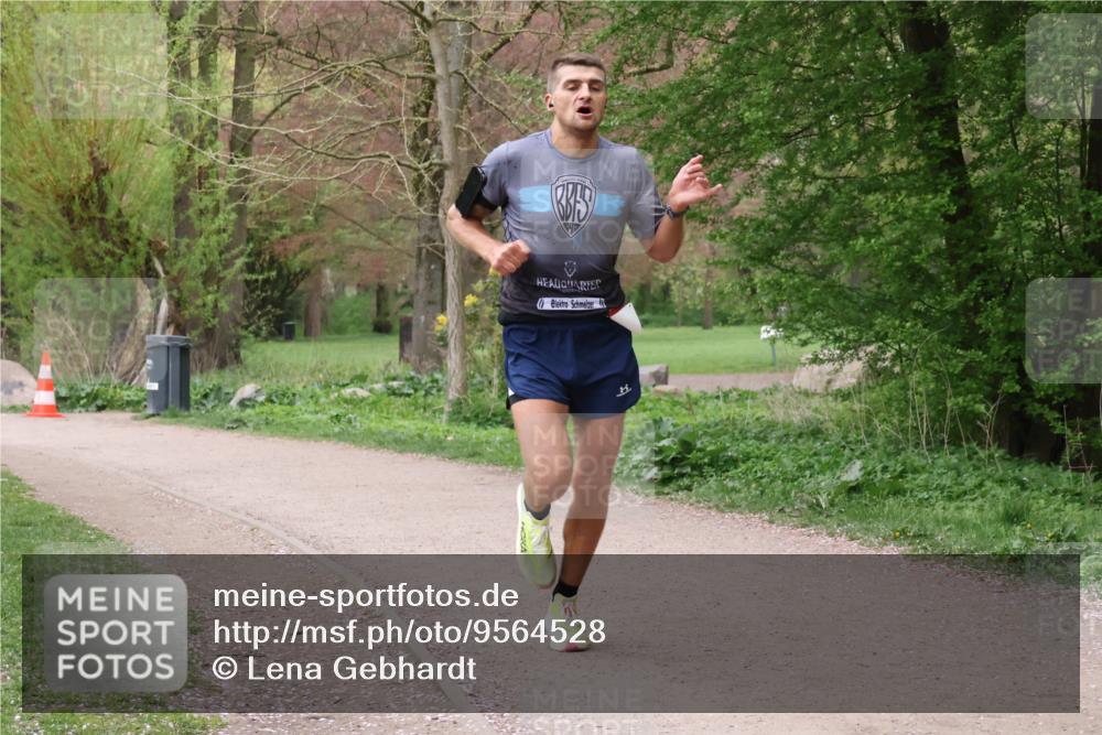 19.04.2026 - Hammer Lauf Lena Gebhardt http://msf.ph/oto/9564528 19.04.2026 10:24:05 Laufen  meine-sportfotos.de