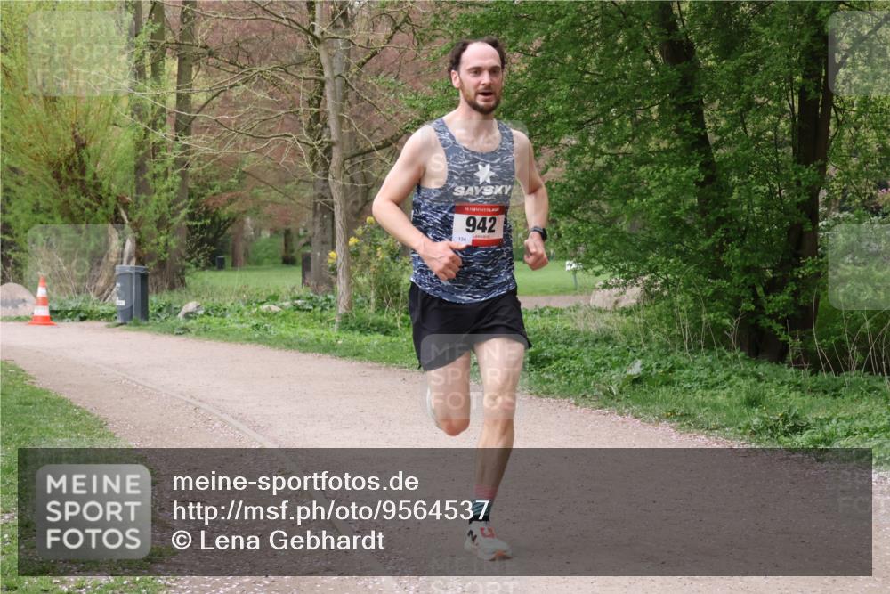 19.04.2026 - Hammer Lauf Lena Gebhardt http://msf.ph/oto/9564537 19.04.2026 10:24:38 Laufen 134, 16, 942 meine-sportfotos.de