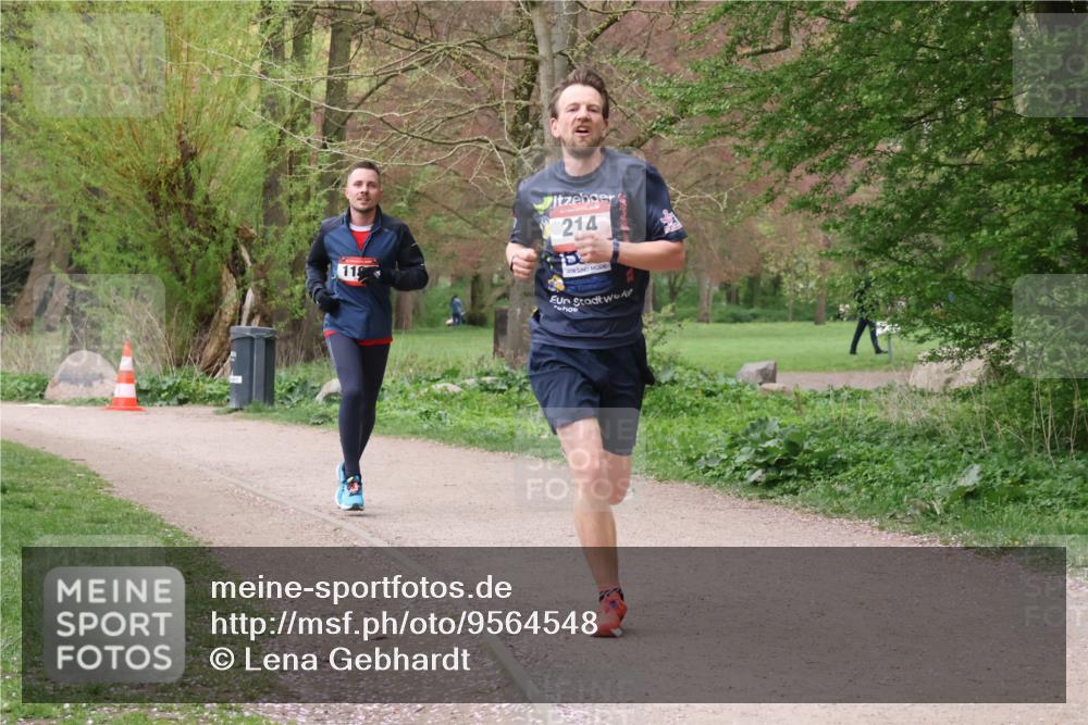 19.04.2026 - Hammer Lauf Lena Gebhardt http://msf.ph/oto/9564548 19.04.2026 10:25:49 Laufen 214, 119 meine-sportfotos.de