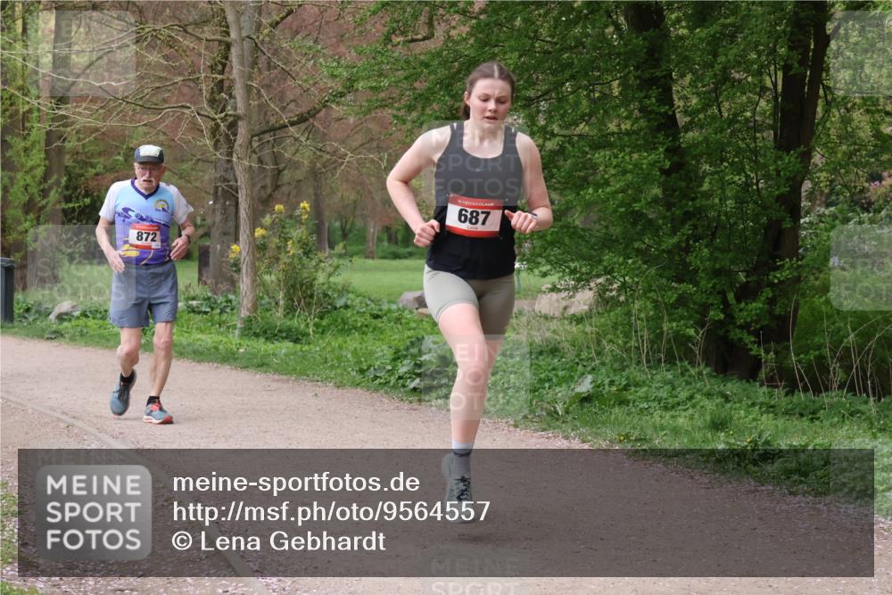 19.04.2026 - Hammer Lauf Lena Gebhardt http://msf.ph/oto/9564557 19.04.2026 10:26:18 Laufen 872, 687 meine-sportfotos.de
