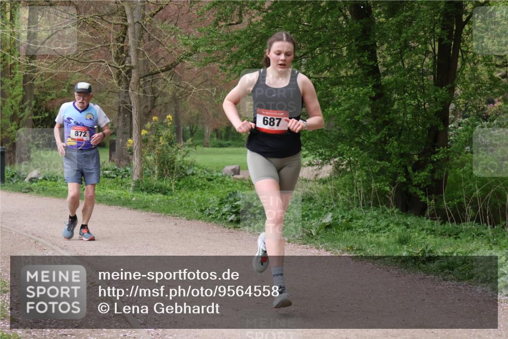 19.04.2026 - Hammer Lauf Lena Gebhardt http://msf.ph/oto/9564558 19.04.2026 10:26:18 Laufen 872, 687 meine-sportfotos.de