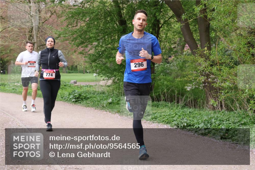 19.04.2026 - Hammer Lauf Lena Gebhardt http://msf.ph/oto/9564565 19.04.2026 10:26:28 Laufen 922, 774, 16, 296 meine-sportfotos.de