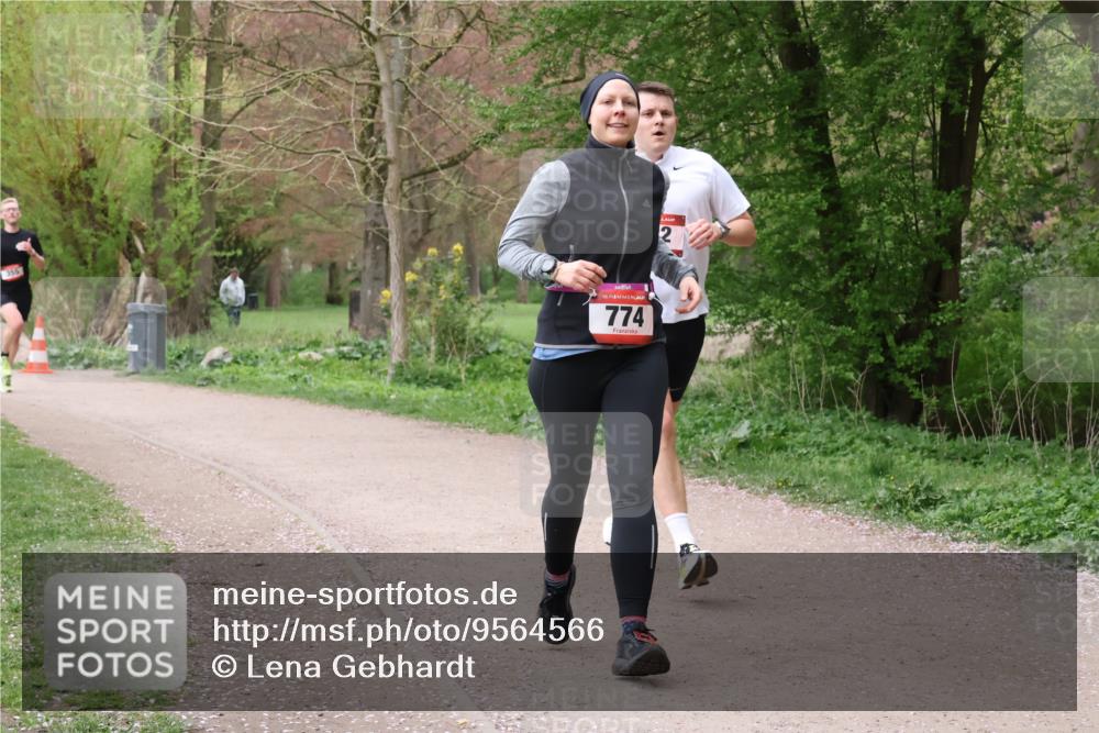19.04.2026 - Hammer Lauf Lena Gebhardt http://msf.ph/oto/9564566 19.04.2026 10:26:29 Laufen 16, 774 meine-sportfotos.de