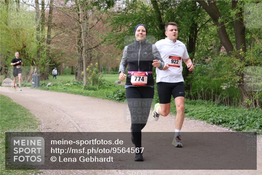 19.04.2026 - Hammer Lauf Lena Gebhardt http://msf.ph/oto/9564567 19.04.2026 10:26:29 Laufen 355, 774, 922 meine-sportfotos.de