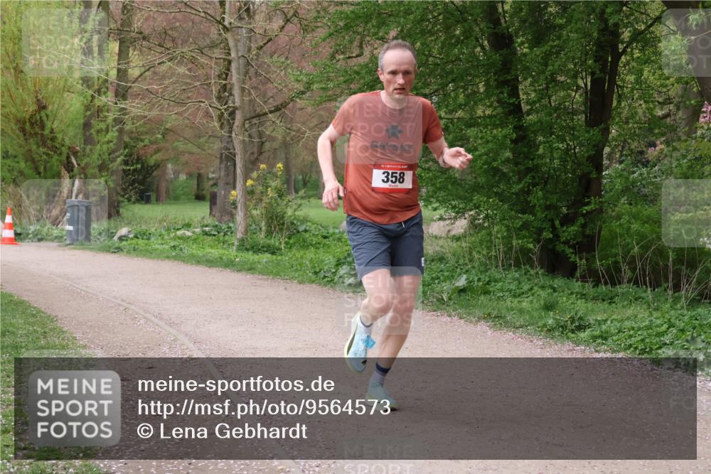 19.04.2026 - Hammer Lauf Lena Gebhardt http://msf.ph/oto/9564573 19.04.2026 10:26:56 Laufen 16, 358 meine-sportfotos.de