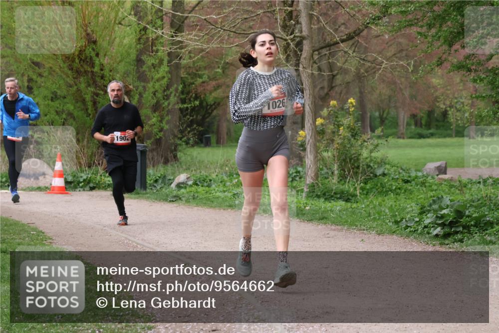 19.04.2026 - Hammer Lauf Lena Gebhardt http://msf.ph/oto/9564662 19.04.2026 10:31:45 Laufen 1902, 1026 meine-sportfotos.de