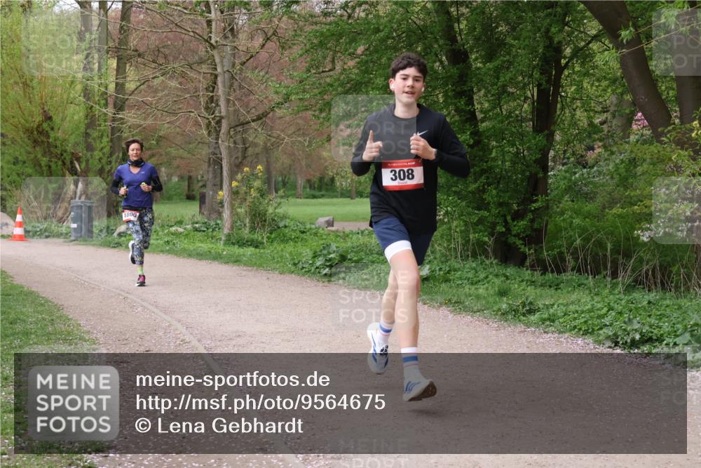 19.04.2026 - Hammer Lauf Lena Gebhardt http://msf.ph/oto/9564675 19.04.2026 10:31:54 Laufen 1800, 308 meine-sportfotos.de