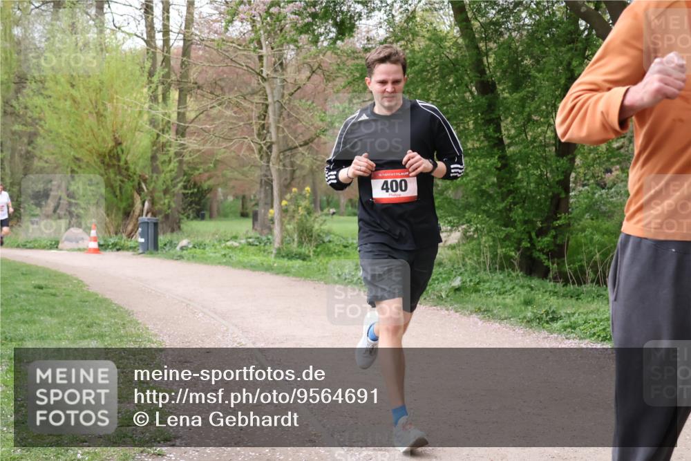 19.04.2026 - Hammer Lauf Lena Gebhardt http://msf.ph/oto/9564691 19.04.2026 10:32:10 Laufen 16, 400 meine-sportfotos.de