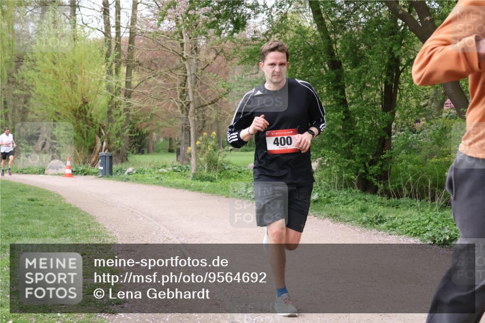 19.04.2026 - Hammer Lauf Lena Gebhardt http://msf.ph/oto/9564692 19.04.2026 10:32:10 Laufen 16, 400 meine-sportfotos.de