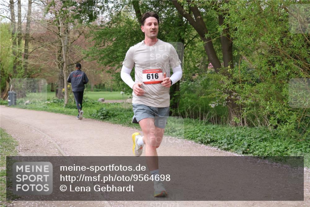 19.04.2026 - Hammer Lauf Lena Gebhardt http://msf.ph/oto/9564698 19.04.2026 10:32:40 Laufen 16, 616 meine-sportfotos.de