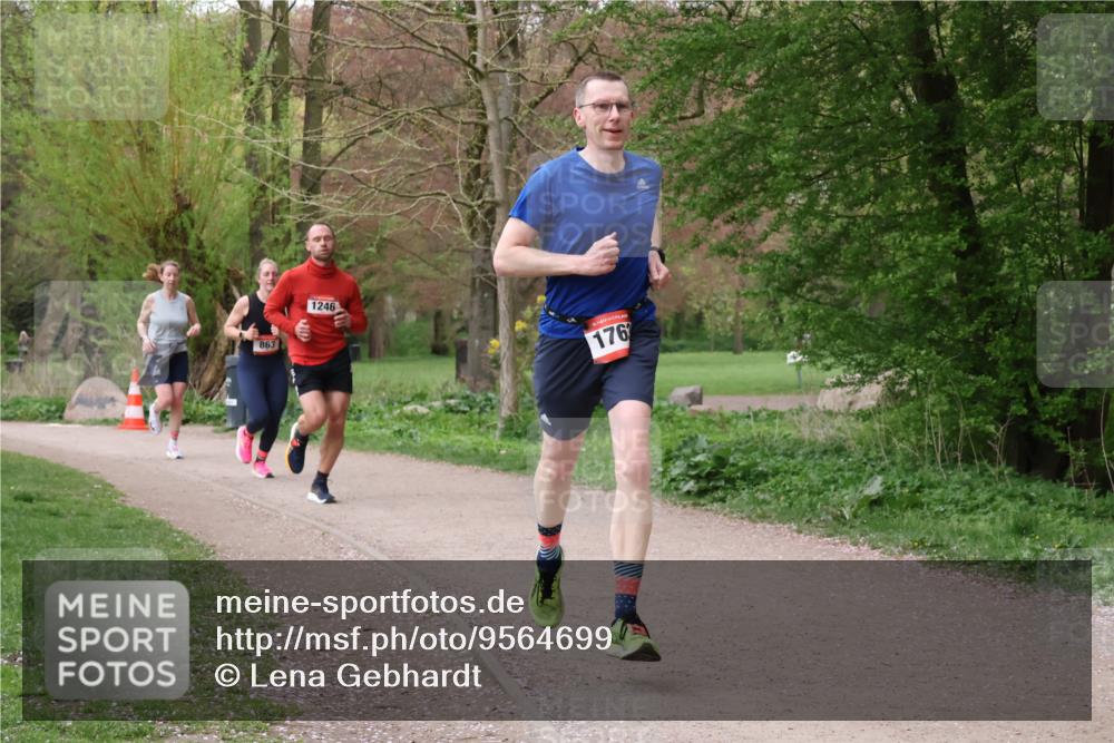 19.04.2026 - Hammer Lauf Lena Gebhardt http://msf.ph/oto/9564699 19.04.2026 10:32:48 Laufen 863, 1246, 1769 meine-sportfotos.de