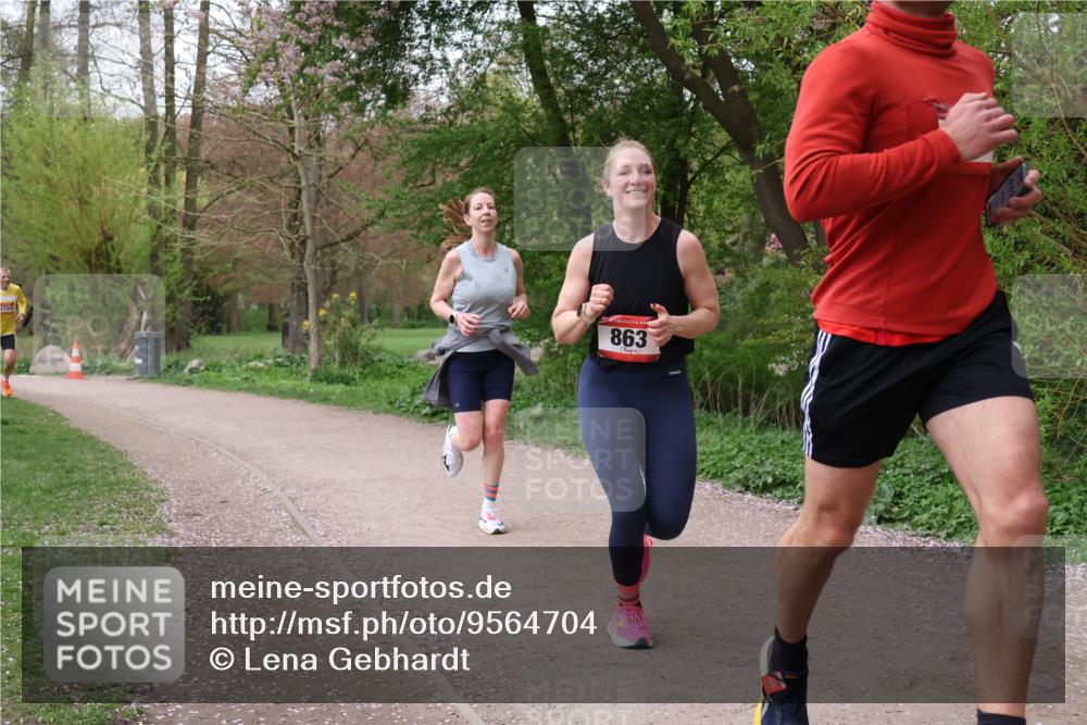 19.04.2026 - Hammer Lauf Lena Gebhardt http://msf.ph/oto/9564704 19.04.2026 10:32:52 Laufen 1724, 863 meine-sportfotos.de