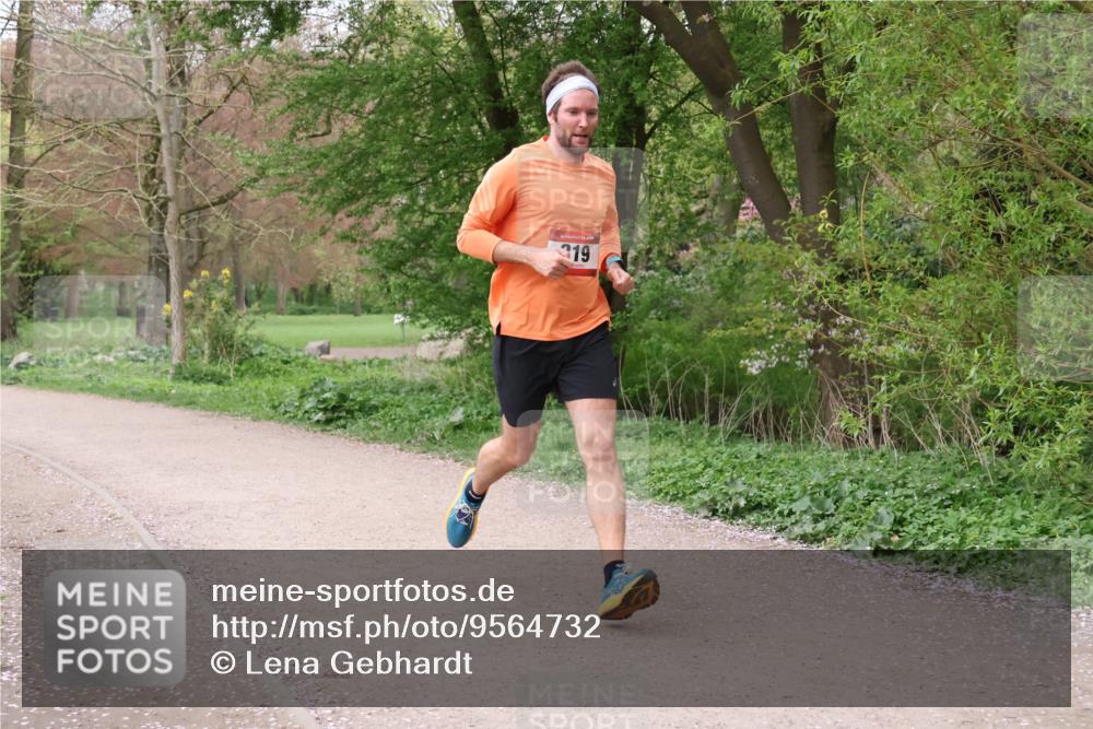 19.04.2026 - Hammer Lauf Lena Gebhardt http://msf.ph/oto/9564732 19.04.2026 10:33:39 Laufen 16, 19 meine-sportfotos.de