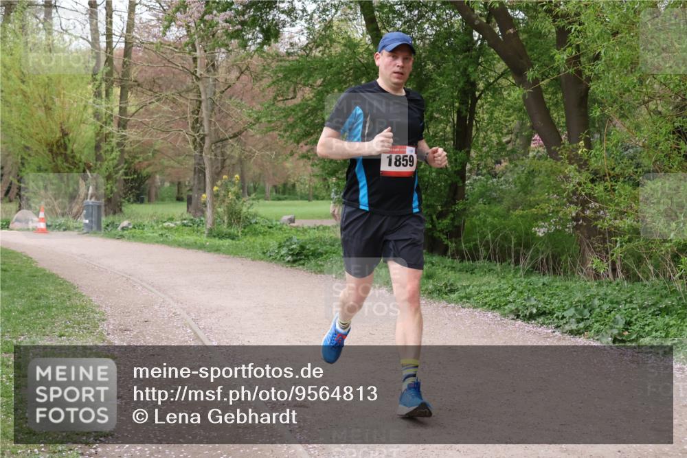 19.04.2026 - Hammer Lauf Lena Gebhardt http://msf.ph/oto/9564813 19.04.2026 10:36:22 Laufen 6, 1859 meine-sportfotos.de
