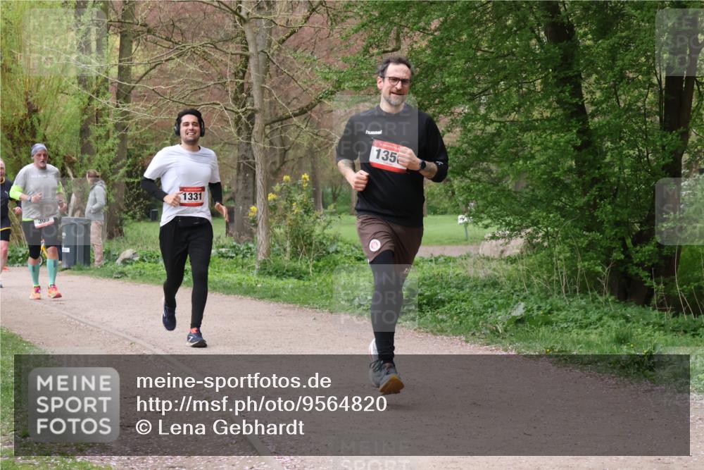 19.04.2026 - Hammer Lauf Lena Gebhardt http://msf.ph/oto/9564820 19.04.2026 10:36:42 Laufen 305, 1331, 135 meine-sportfotos.de