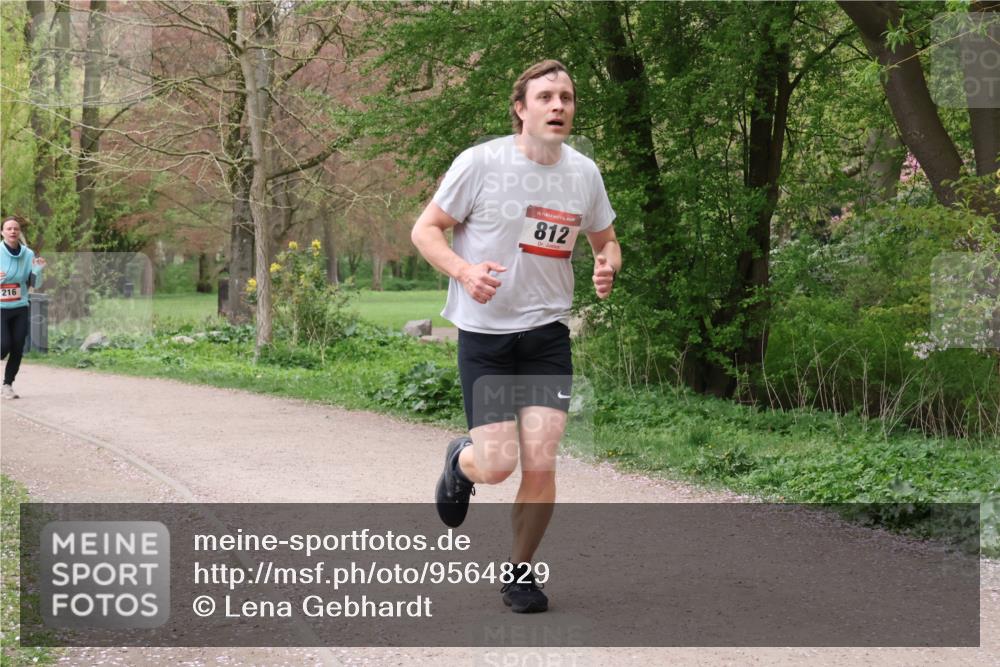 19.04.2026 - Hammer Lauf Lena Gebhardt http://msf.ph/oto/9564829 19.04.2026 10:36:54 Laufen 216, 16, 812 meine-sportfotos.de