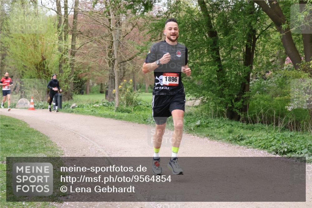 19.04.2026 - Hammer Lauf Lena Gebhardt http://msf.ph/oto/9564854 19.04.2026 10:38:15 Laufen 16, 1896 meine-sportfotos.de
