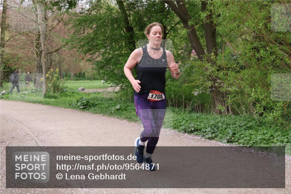 19.04.2026 - Hammer Lauf Lena Gebhardt http://msf.ph/oto/9564871 19.04.2026 10:38:33 Laufen 16, 1708 meine-sportfotos.de