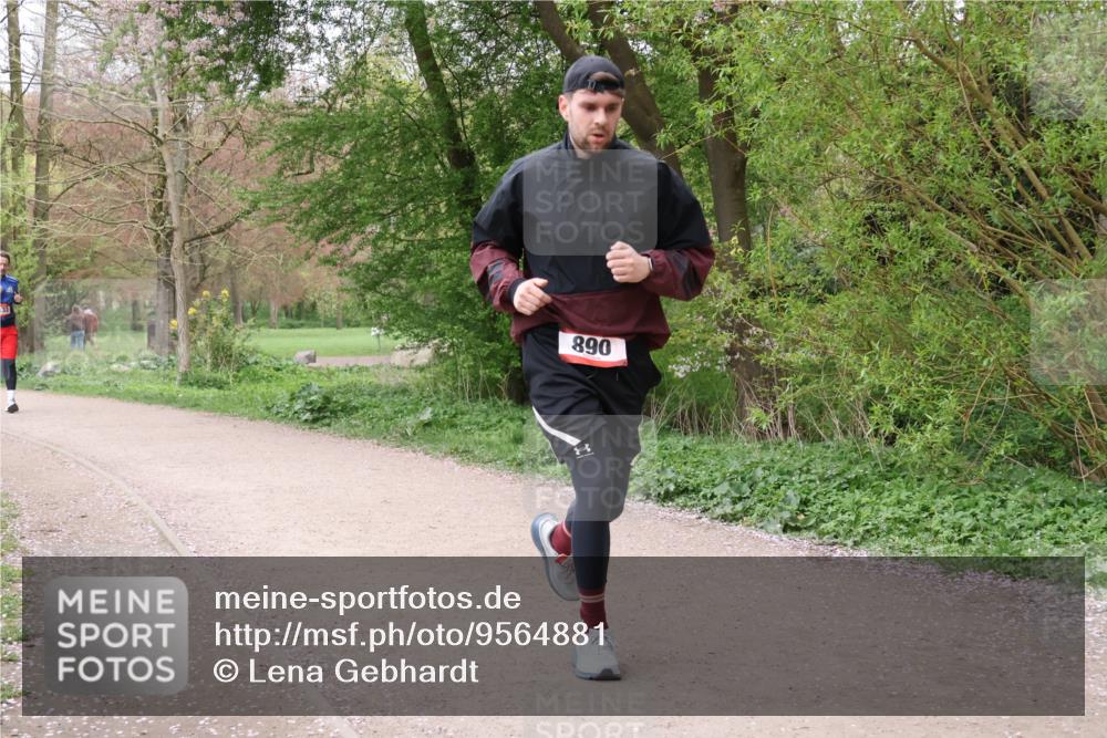 19.04.2026 - Hammer Lauf Lena Gebhardt http://msf.ph/oto/9564881 19.04.2026 10:38:54 Laufen 890 meine-sportfotos.de