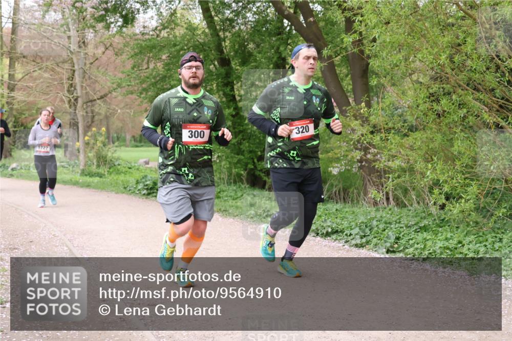 19.04.2026 - Hammer Lauf Lena Gebhardt http://msf.ph/oto/9564910 19.04.2026 10:39:40 Laufen 1727, 16, 300, 320 meine-sportfotos.de