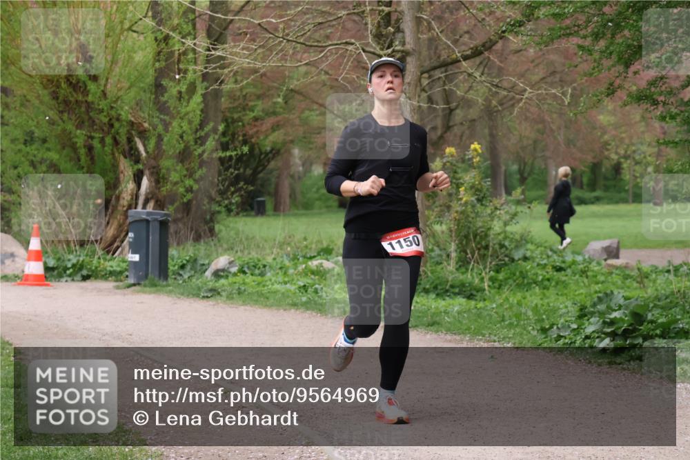 19.04.2026 - Hammer Lauf Lena Gebhardt http://msf.ph/oto/9564969 19.04.2026 10:41:01 Laufen 16, 1150 meine-sportfotos.de