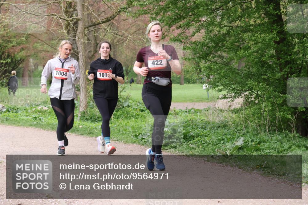 19.04.2026 - Hammer Lauf Lena Gebhardt http://msf.ph/oto/9564971 19.04.2026 10:41:06 Laufen 1004, 101, 422 meine-sportfotos.de