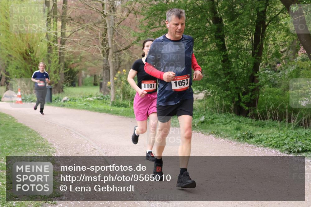19.04.2026 - Hammer Lauf Lena Gebhardt http://msf.ph/oto/9565010 19.04.2026 10:41:44 Laufen 1101, 16, 1053, 0 meine-sportfotos.de