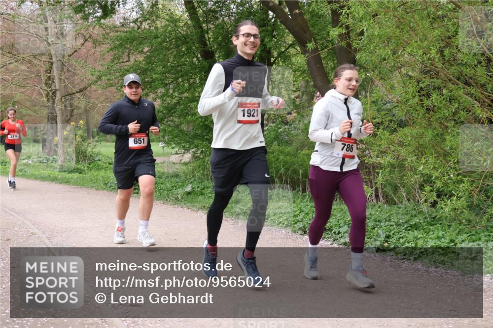 19.04.2026 - Hammer Lauf Lena Gebhardt http://msf.ph/oto/9565024 19.04.2026 10:41:55 Laufen 279, 651, 16, 1921, 786 meine-sportfotos.de